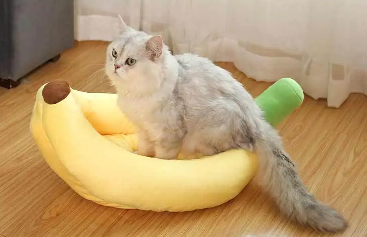 Banana Pet Bed